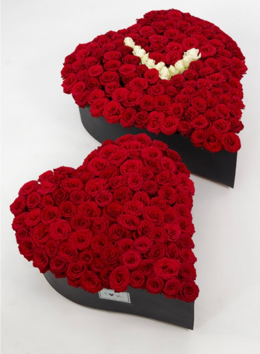 Black heart wood red roses