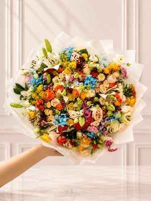 Cheers in Blooms